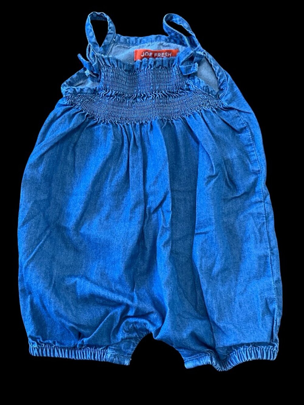 🌻10/$25 - Blue Chambray Romper w/ Shirred Bodice